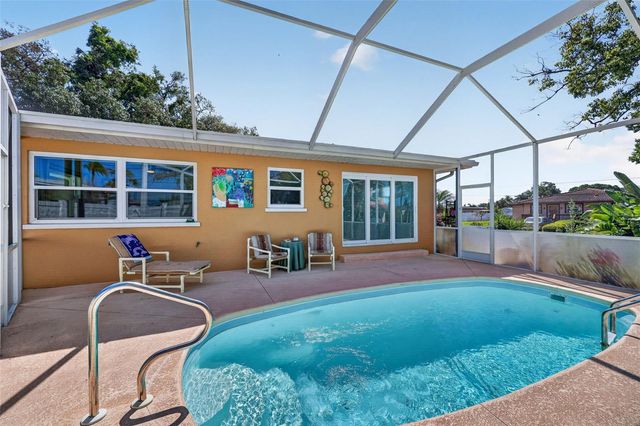 209 WESTWINDS DRIVE, Palm Harbor, FL 34683