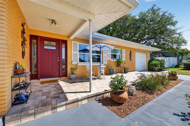 209 WESTWINDS DRIVE, Palm Harbor, FL 34683