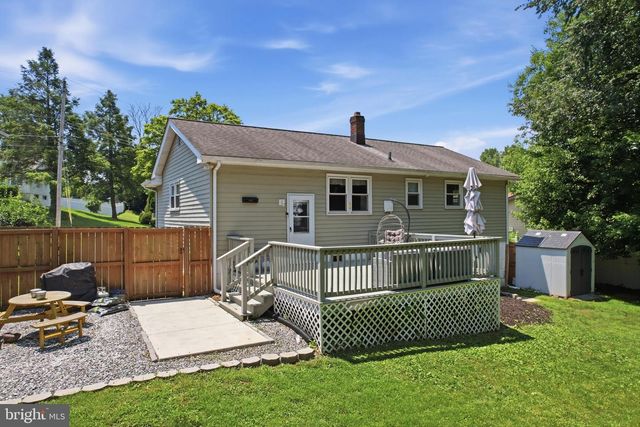 3703 JOHN DR, Brookhaven, PA 19015