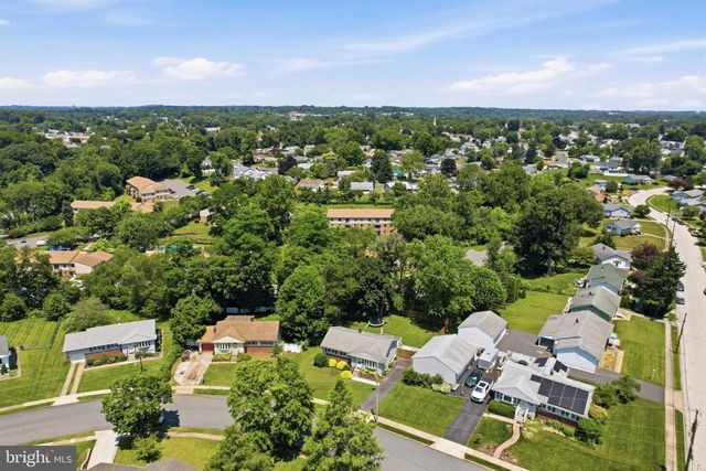3703 JOHN DR, Brookhaven, PA 19015
