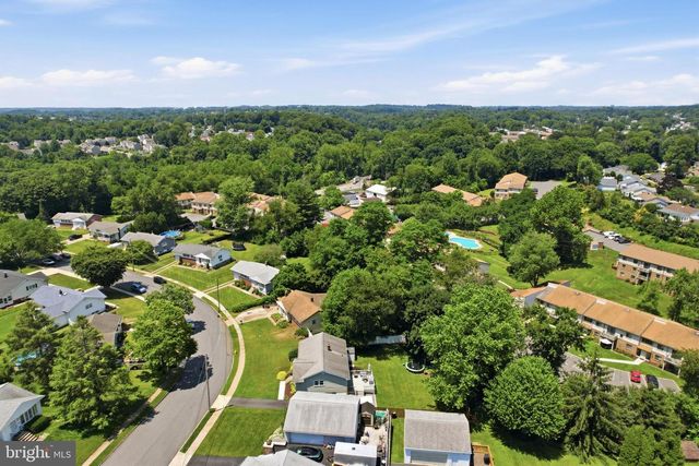 3703 JOHN DR, Brookhaven, PA 19015