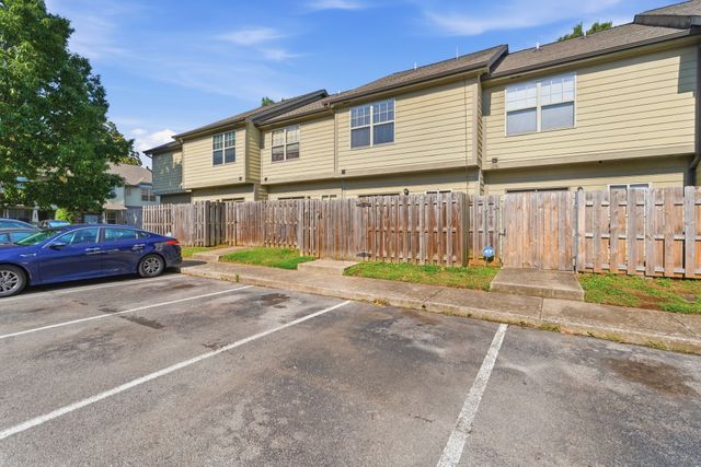 105 4th Ave Apt 404, Murfreesboro, TN 37130