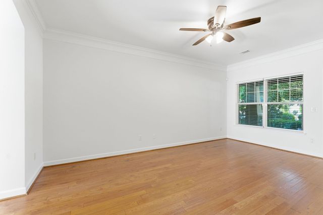 105 4th Ave Apt 404, Murfreesboro, TN 37130