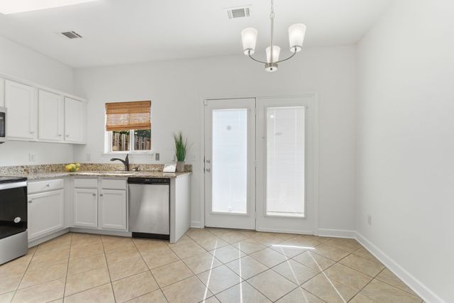 105 4th Ave Apt 404, Murfreesboro, TN 37130