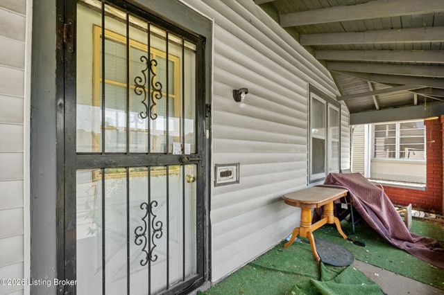 4019 W Muhammad Ali Blvd, Louisville, KY 40212