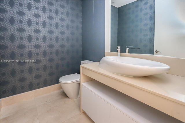 16001 Collins Ave 1102, Sunny Isles Beach, FL 33160