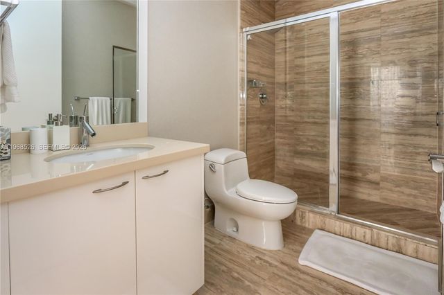 16001 Collins Ave 1102, Sunny Isles Beach, FL 33160