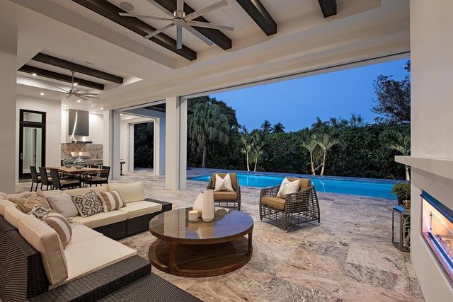 3307 W VAN BUREN DRIVE, Tampa, FL 33611