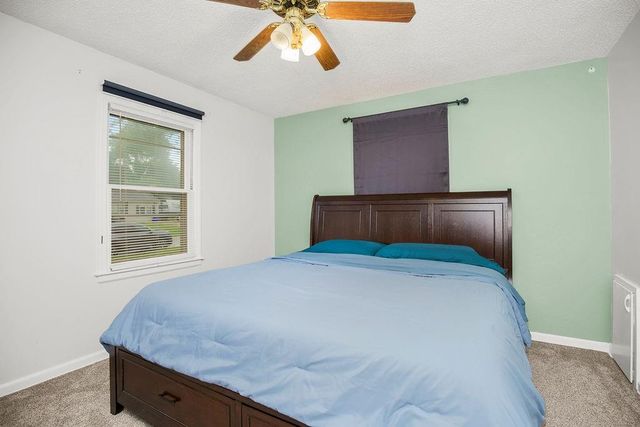 903 NE 67th Place, Gladstone, MO 64118