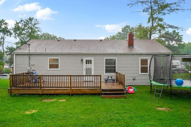 903 NE 67th Place, Gladstone, MO 64118
