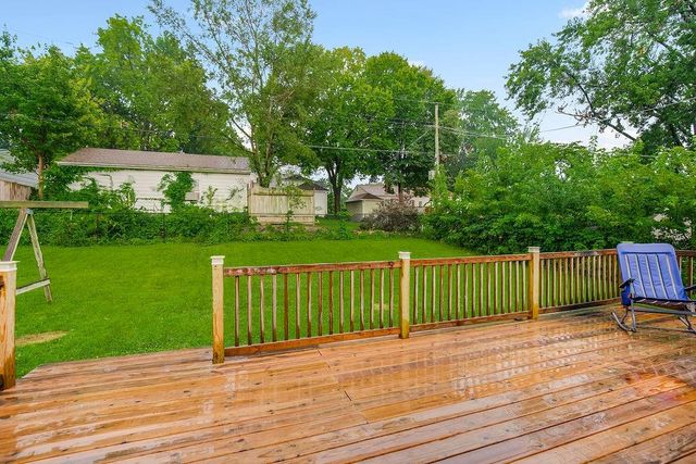 903 NE 67th Place, Gladstone, MO 64118