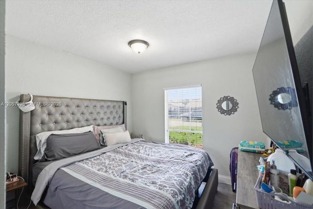 10960 NW 21st Street, Sunrise, FL 33322