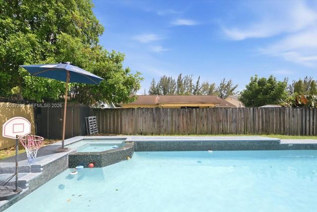 10960 NW 21st Street, Sunrise, FL 33322