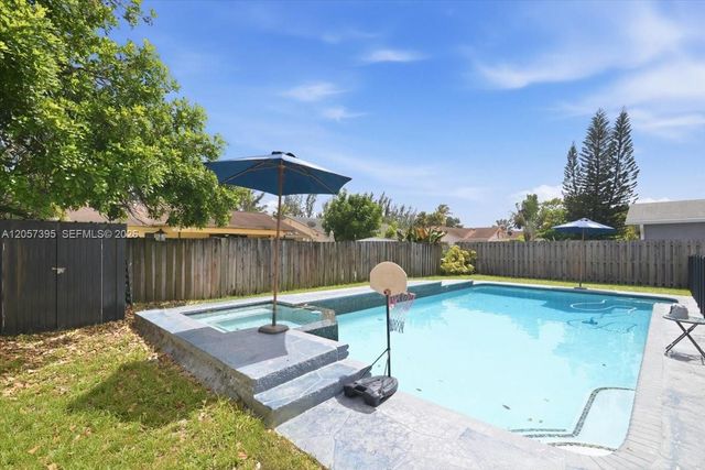 10960 NW 21st Street, Sunrise, FL 33322