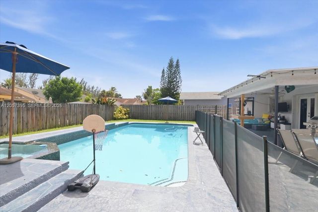 10960 NW 21st Street, Sunrise, FL 33322