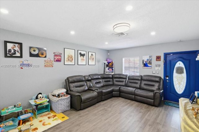 10960 NW 21st Street, Sunrise, FL 33322