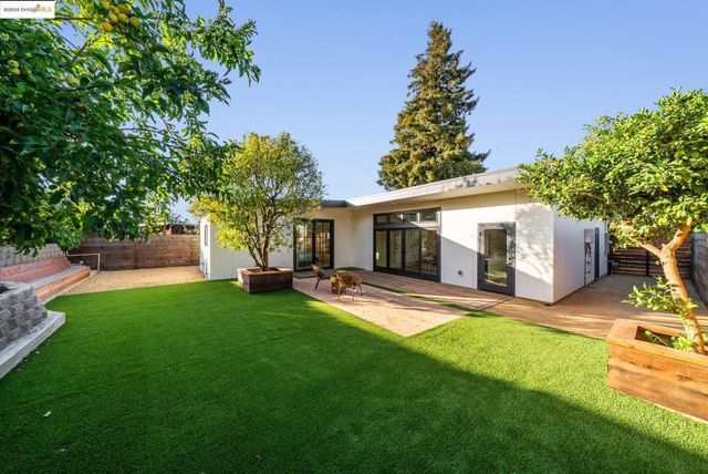 4616 Elmwood Rd, El Sobrante, CA 94803