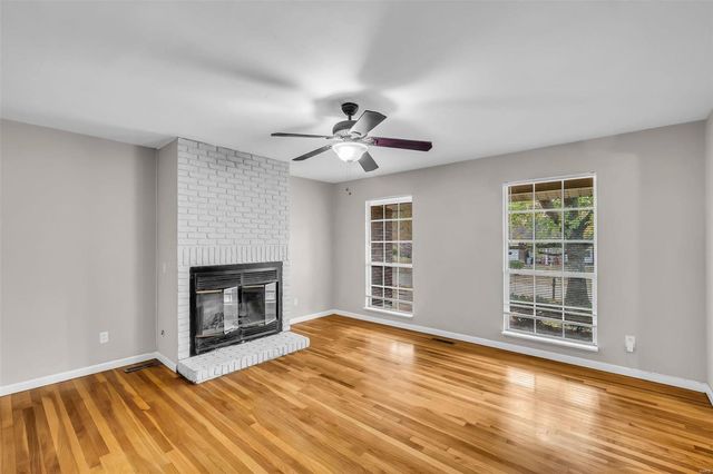1849 Atmore Drive, St Louis, MO 63136