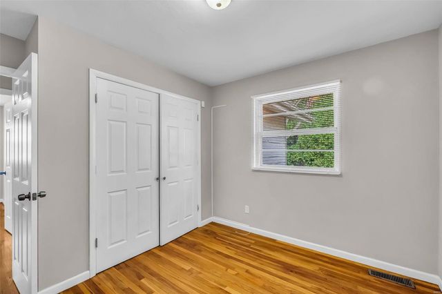 1849 Atmore Drive, St Louis, MO 63136