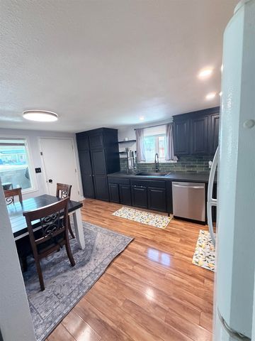 201 E 5TH AVENUE, North Pole, AK 99705