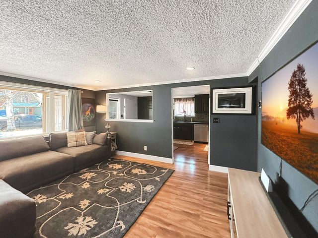 201 E 5TH AVENUE, North Pole, AK 99705