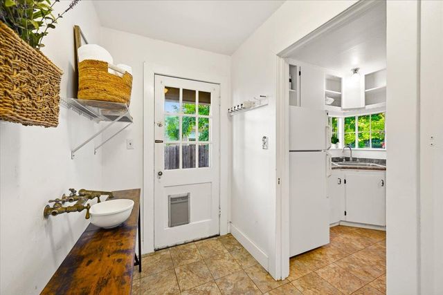 13272 La Barr Meadows Rd, Grass Valley, CA 95949