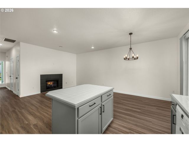 3273 Sw 179TH Ter, Beaverton, OR 97003