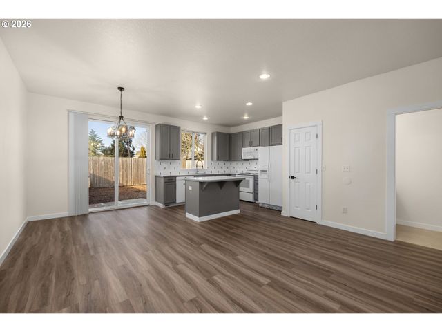 3273 Sw 179TH Ter, Beaverton, OR 97003