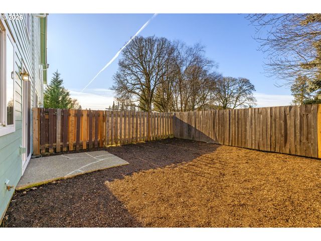 3273 Sw 179TH Ter, Beaverton, OR 97003