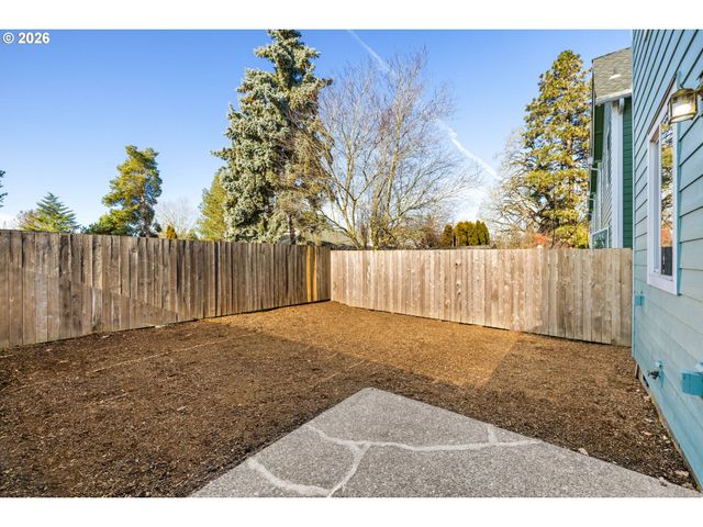 3273 Sw 179TH Ter, Beaverton, OR 97003