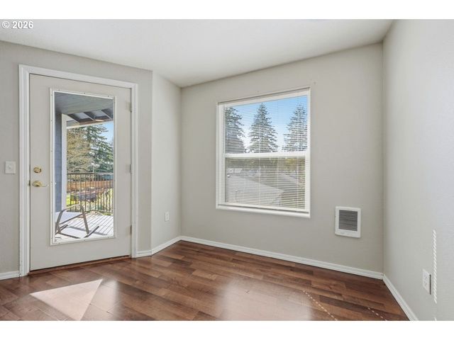 697 Ne 162ND Ave 308, Portland, OR 97230