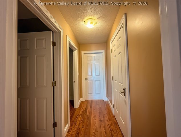 2 Hidden CV Road, Charleston, WV 25313