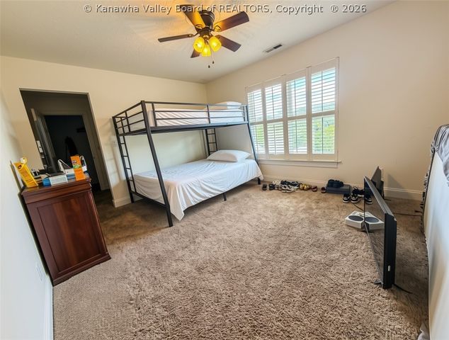 2 Hidden CV Road, Charleston, WV 25313
