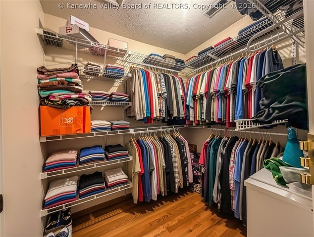 2 Hidden CV Road, Charleston, WV 25313