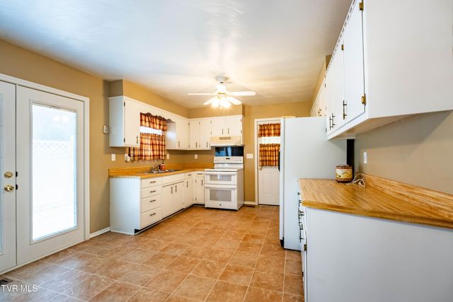 103 Valley View Drive, Rogersville, TN 37857