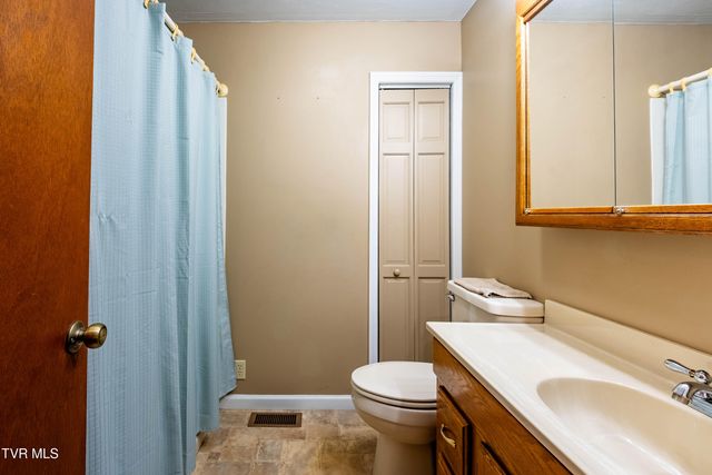 103 Valley View Drive, Rogersville, TN 37857