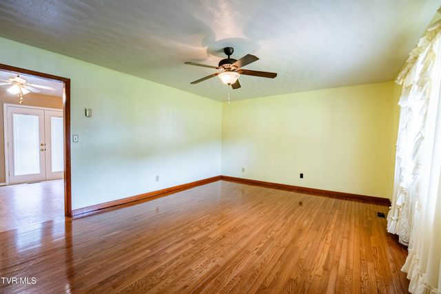 103 Valley View Drive, Rogersville, TN 37857
