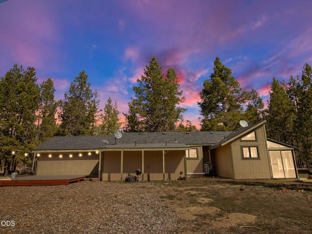 6508 Michael Road, La Pine, OR 97739