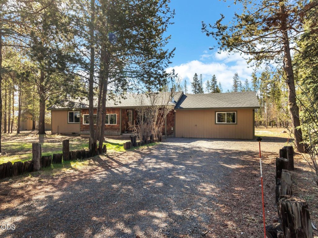 6508 Michael Road, La Pine, OR 97739