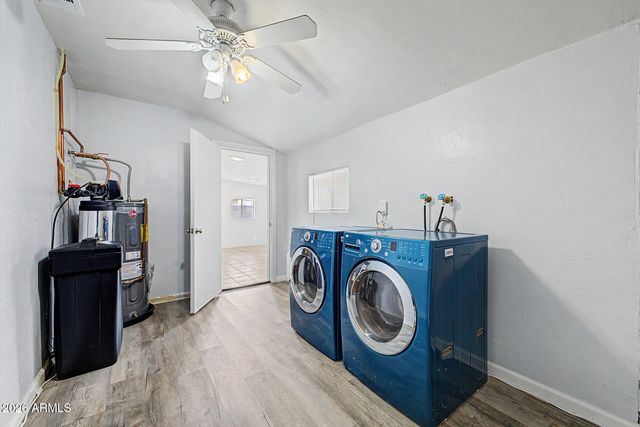814 S LONGWOOD Loop, Mesa, AZ 85208
