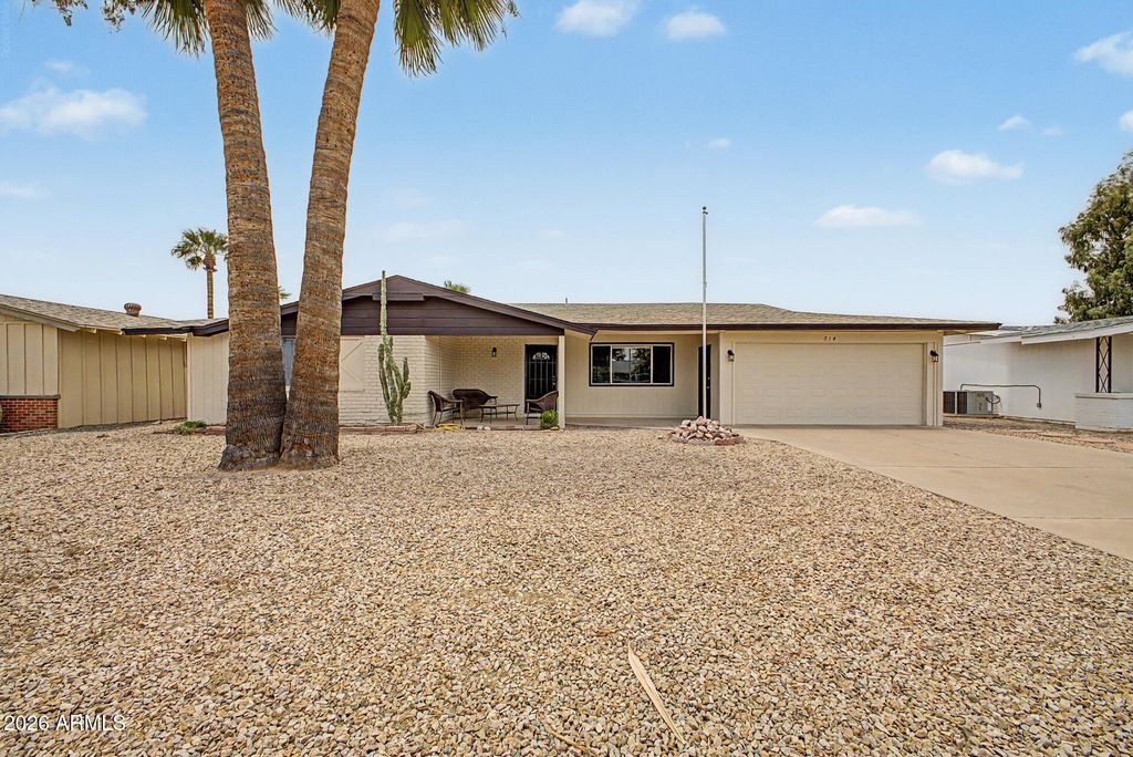 814 S LONGWOOD Loop, Mesa, AZ 85208