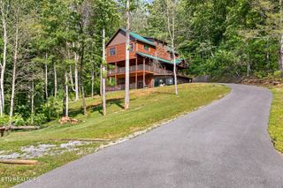 3181 Thomas Headrick Rd, Sevierville, TN 37862