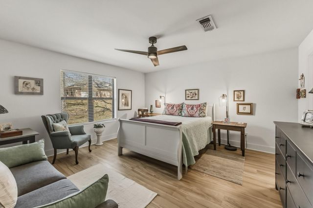 1905 Rollingwood Drive, Huntsville, TX 77340