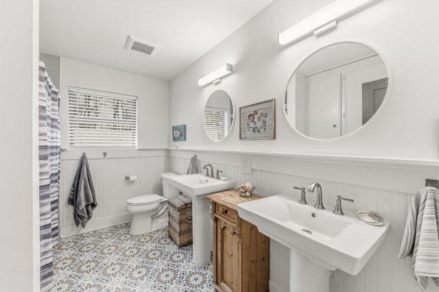 1905 Rollingwood Drive, Huntsville, TX 77340