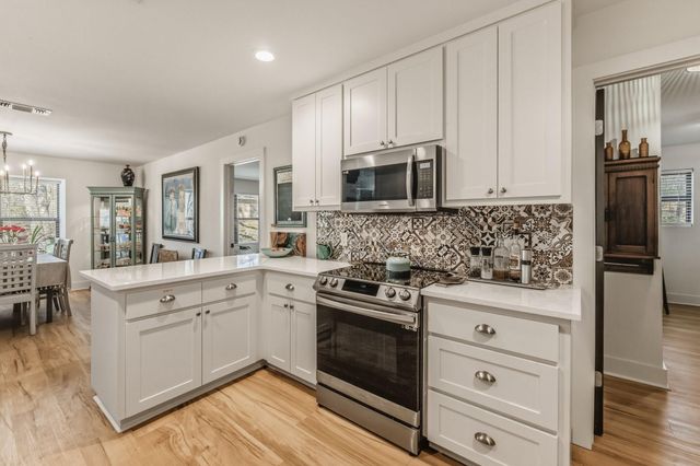 1905 Rollingwood Drive, Huntsville, TX 77340