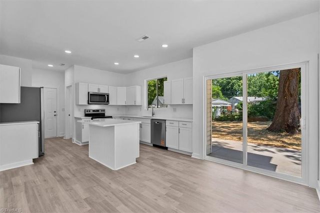 305 Beach Street, High Point, NC 27260