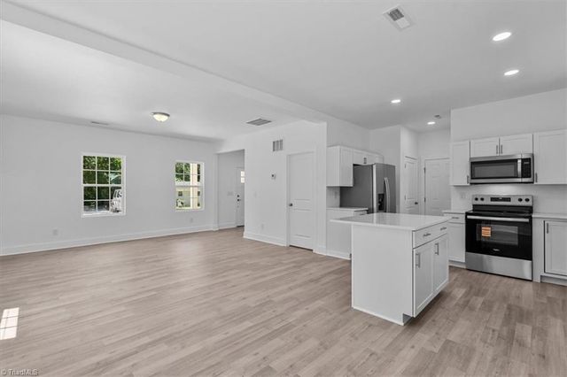 305 Beach Street, High Point, NC 27260