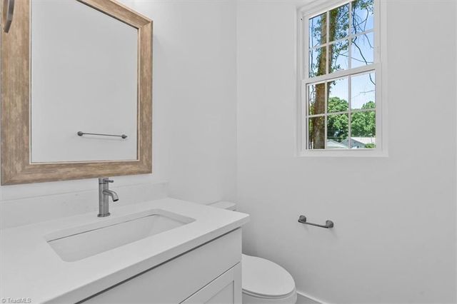 305 Beach Street, High Point, NC 27260