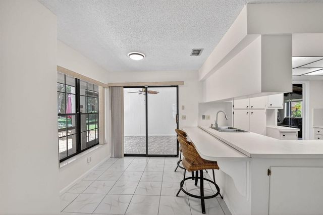 980 Ryanwood Drive, West Palm Beach, FL 33413