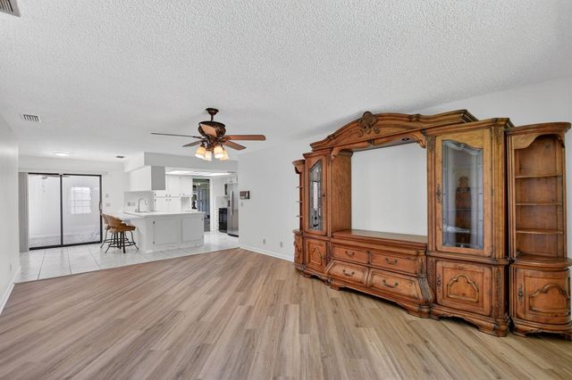 980 Ryanwood Drive, West Palm Beach, FL 33413